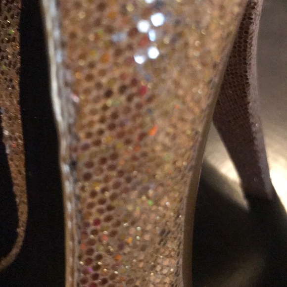 Platform glittery gold high heels Size 6.5 - Picture 7 of 8